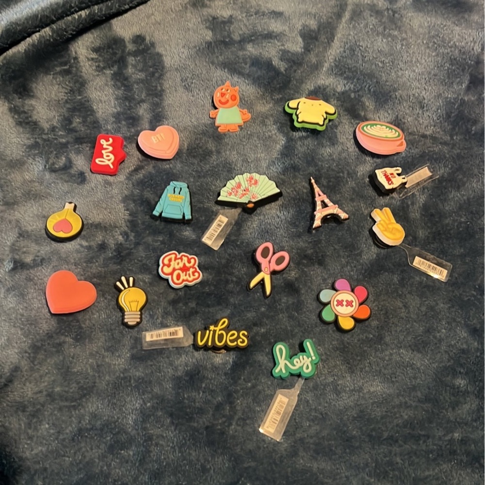 Croc charms